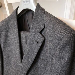 🔥Men’s ARMANI suit🔥 40R. Flat front. Grey
